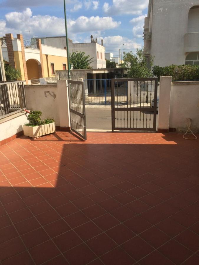 Porto Cesareo Appartamento a 300 metri dal mare Esterno foto